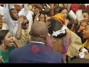 Video: Small Doctor Performs At The Wedding Of Oba Elegushi